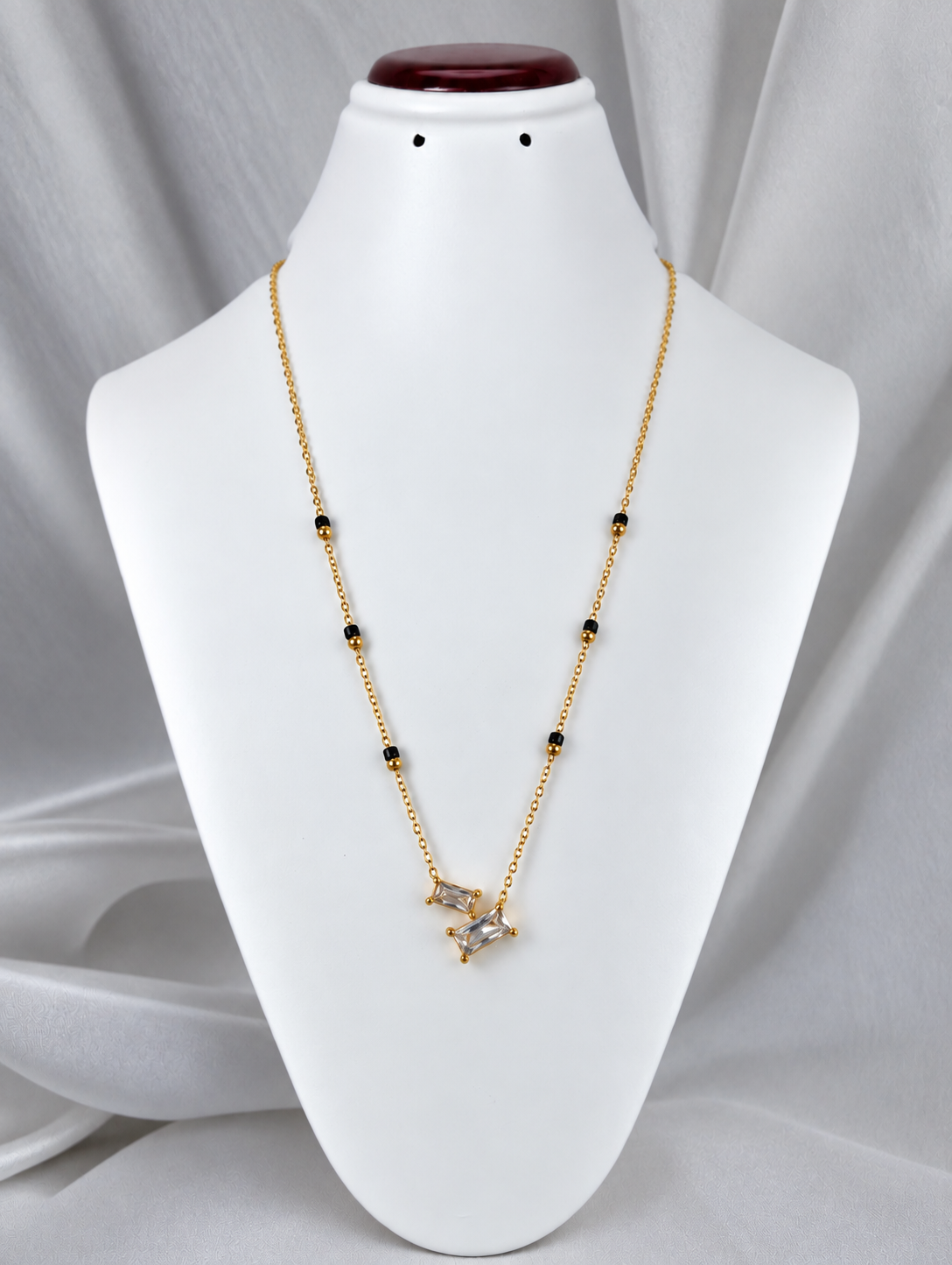 Black beads neck chain
