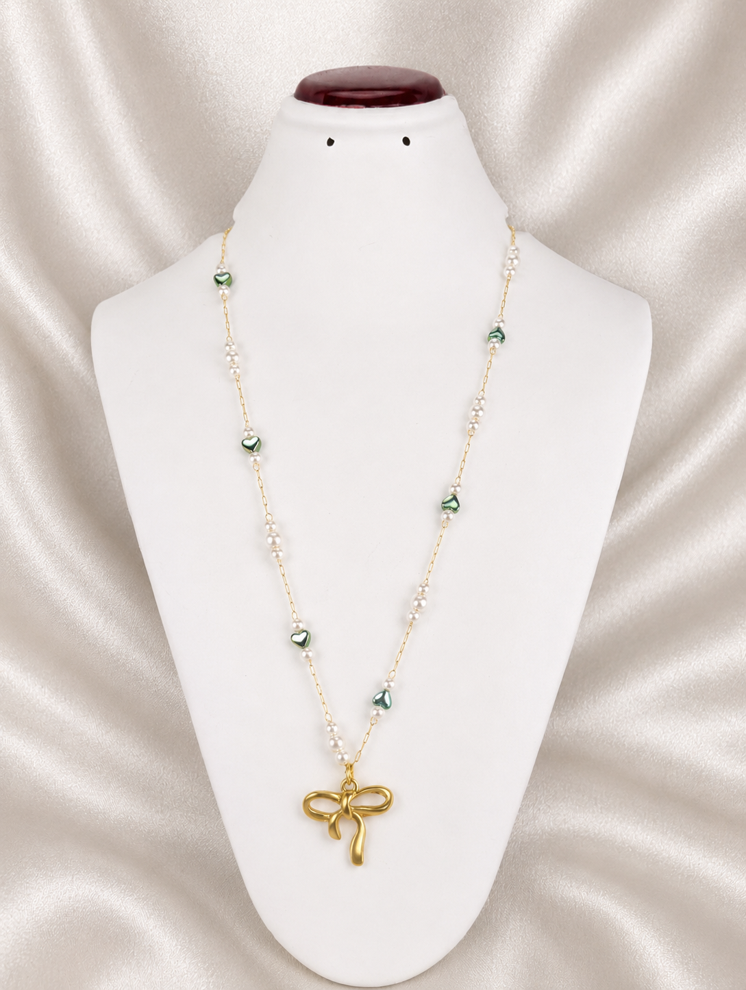 Pearl neck chain